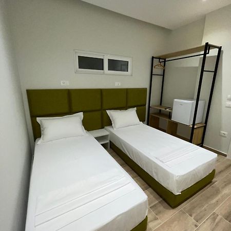Hotel Rai Sarandë 外观 照片