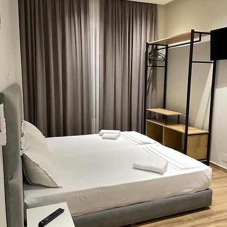 Hotel Rai Sarandë 外观 照片