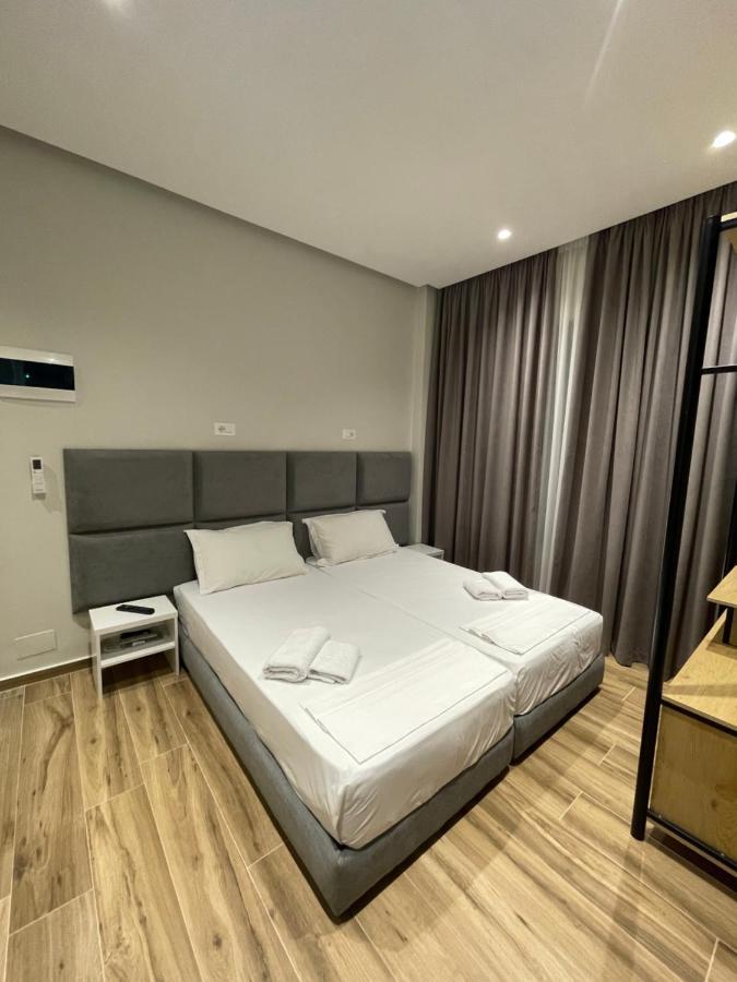 Hotel Rai Sarandë 外观 照片