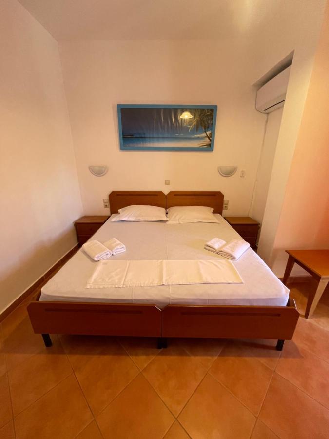 Hotel Rai Sarandë 外观 照片