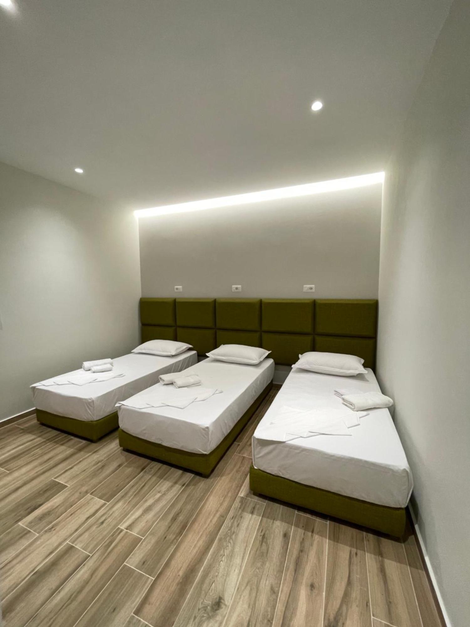 Hotel Rai Sarandë 外观 照片